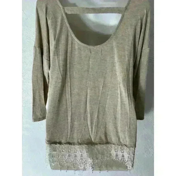 Takara Lace Trim Blouse Long Sleeve Beige Size Medium - Picture 4 of 9